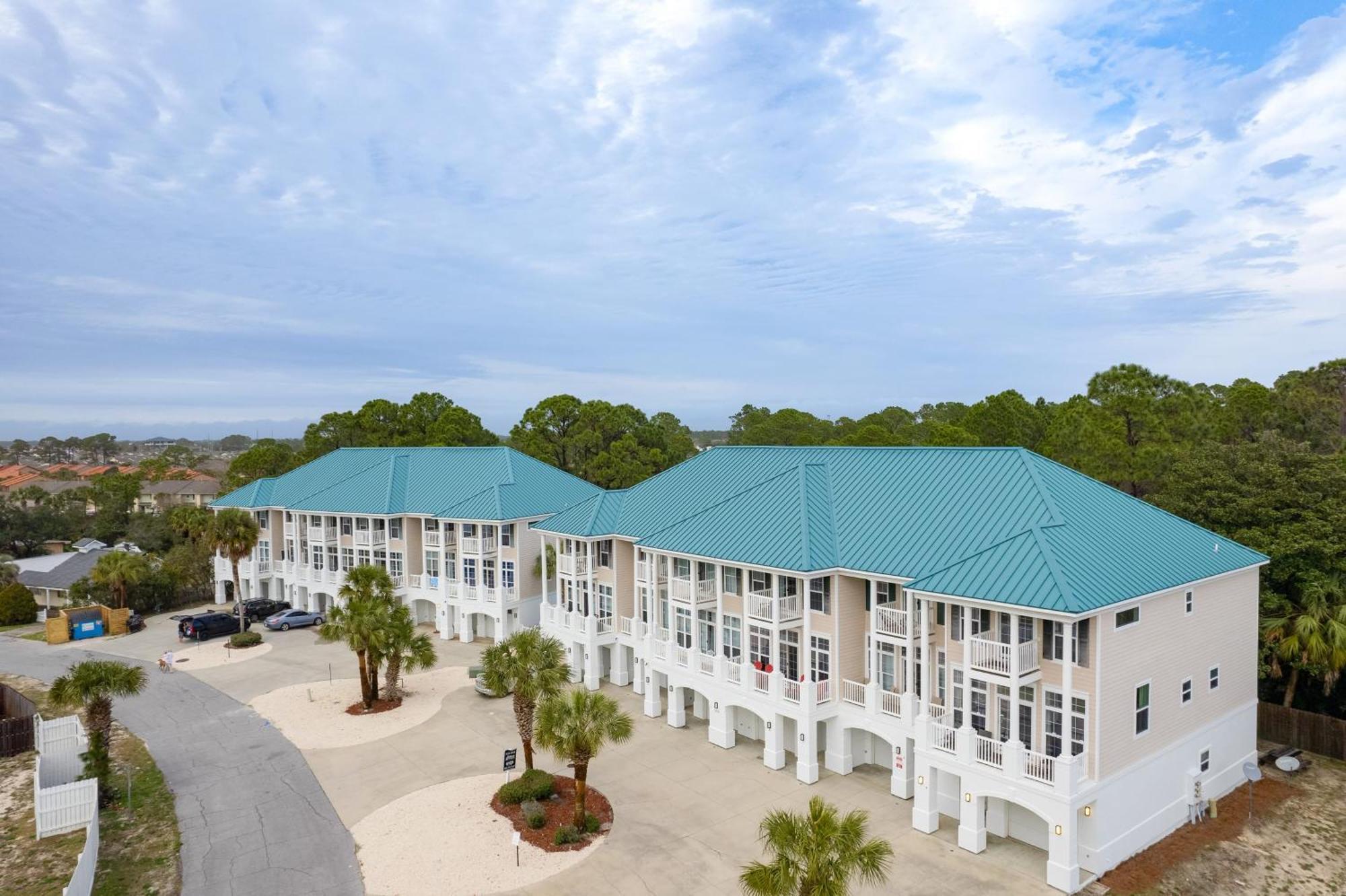 Tidal Charm By Avantstay Walk To Community Pool Balcony Ocean Views