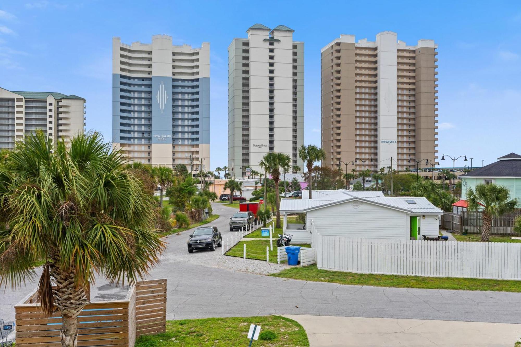 Tidal Charm By Avantstay Walk To Community Pool Balcony Ocean Views Holiday home Panama City Beach