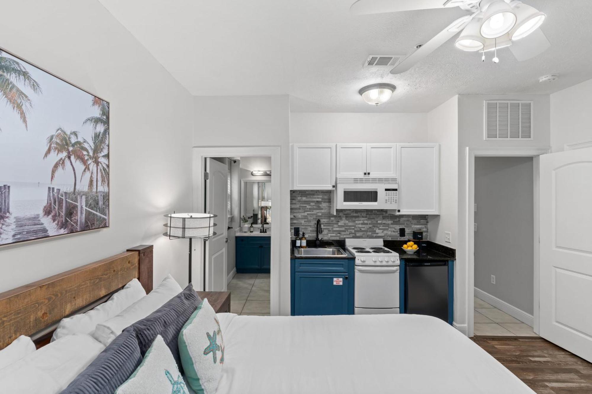 Holiday home Tidal Charm By Avantstay Walk To Community Pool Balcony Ocean Views